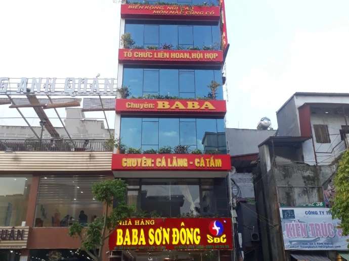 Nhà ở kết hợp văn phòng